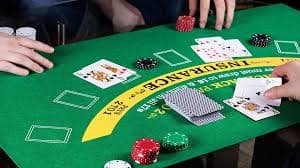 Dealer profesional di studio live joker slot melayani permainan baccarat dengan standar keamanan tinggi